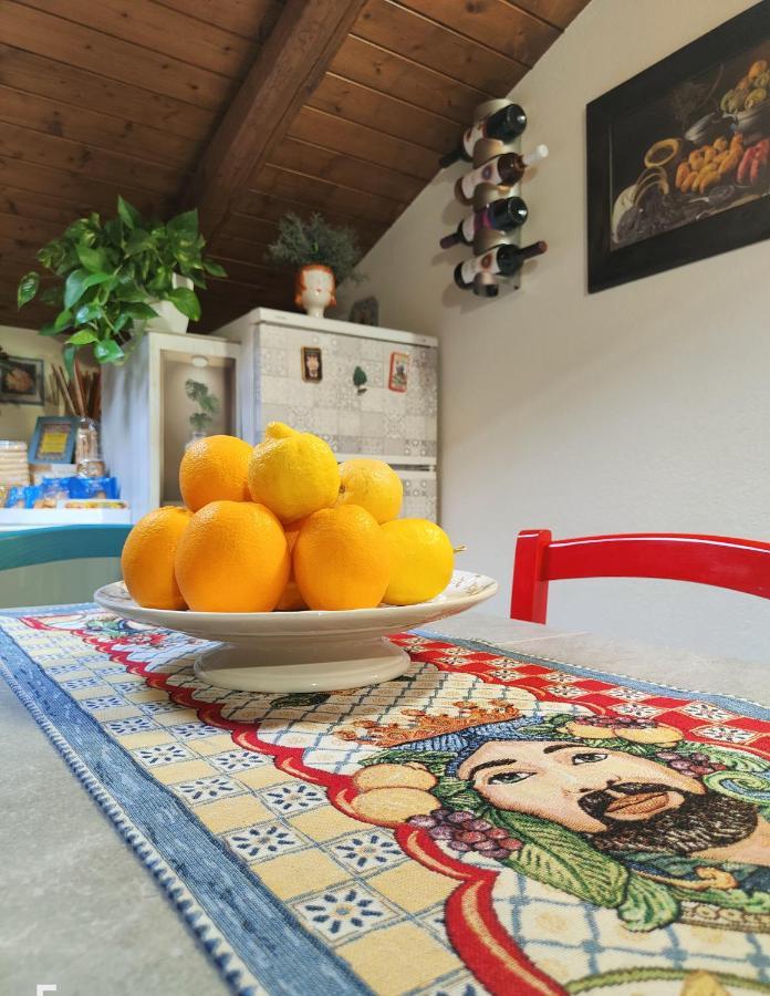 La Mansarda Di Ninni كاتانيا المظهر الخارجي الصورة